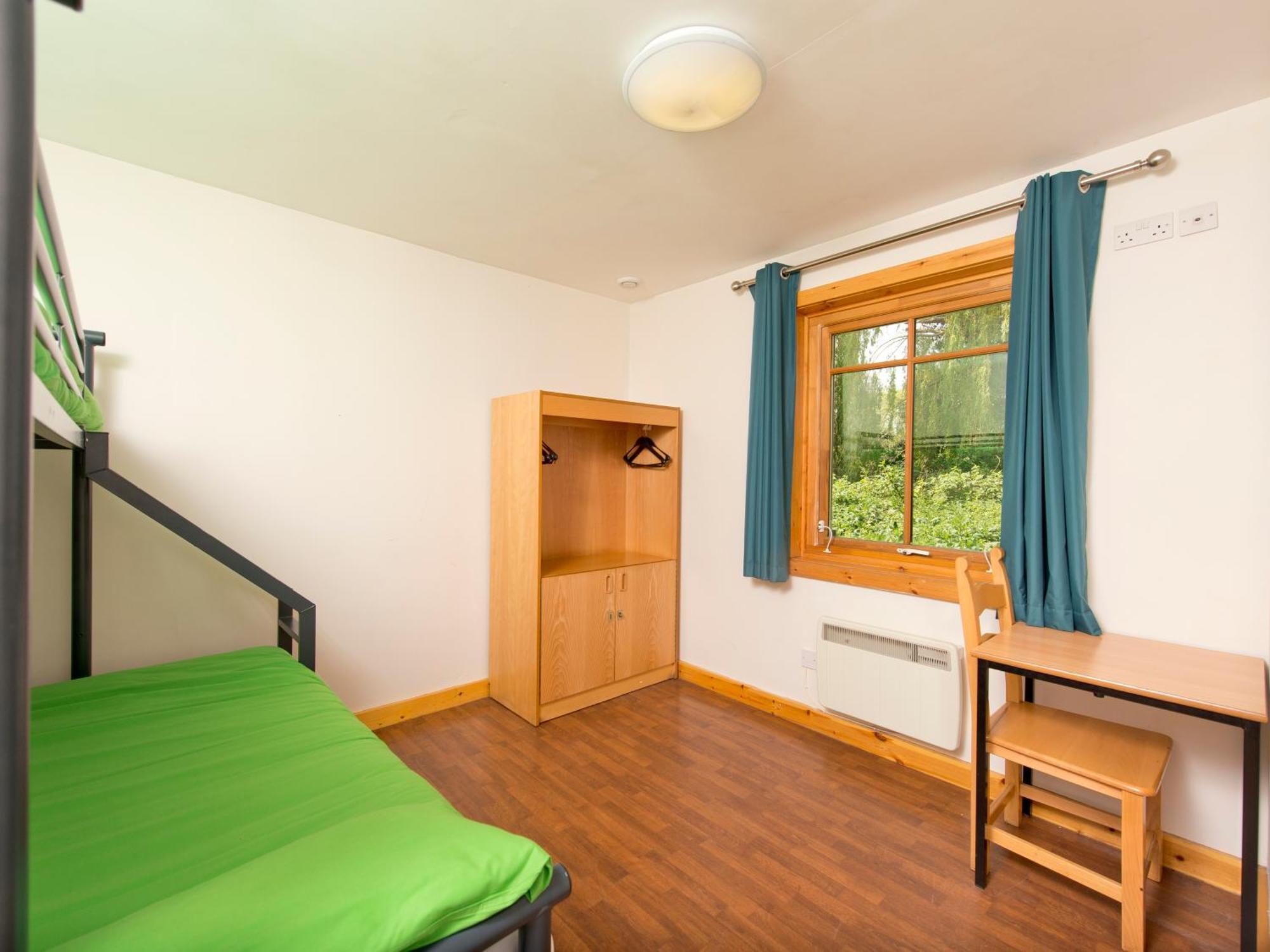 Yha London Lee Valley Cheshunt Exterior photo